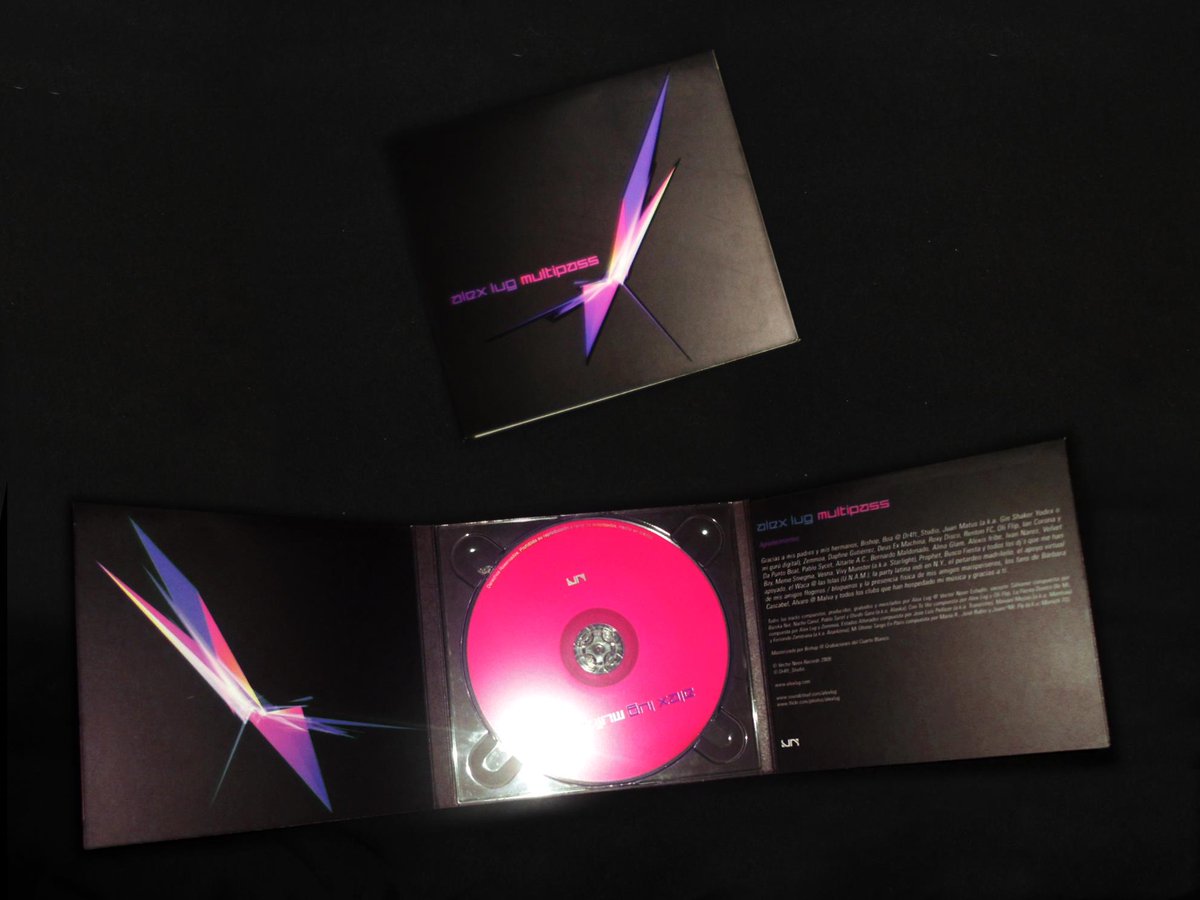 Vector_Neon's tweet photo. El álbum #Multipass de @alex_lug se publicó en formato físico y digital con #VectorNeon. Producido por #AlexLug contiene colaboraciones con #DeusExMachina y con #Munich72, proyecto de @Juanimisterfly de @lemon_fly.
💜
#Electropop - #Electrohouse
https://t.co/YUCEKJM5M6 https://t.co/WJ95X1Qbuo
