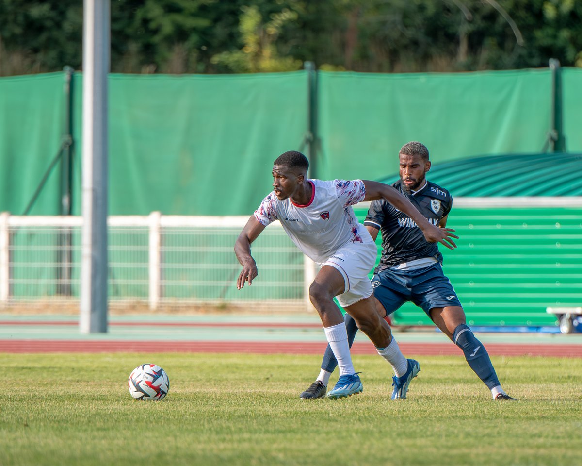 Mercredi, le stade Jean Gallet a vibré au rythme du match de préparation entre <a href="/ClermontFoot/">Clermont Foot 63</a> et <a href="/HAC_Foot/">Havre Athletic Club ⚽️</a> où les deux équipes se sont quittées sur un score de parité, 1-1.🔥

𝗠𝗲𝗿𝗰𝗶 𝗮̀ 𝘁𝗼𝘂𝘀 𝗽𝗼𝘂𝗿 𝗰𝗲𝘁𝘁𝗲 𝗯𝗲𝗹𝗹𝗲 𝗿𝗲́𝘂𝘀𝘀𝗶𝘁𝗲 ! 🫶

📸 Feily Puspita

#CF63HAC