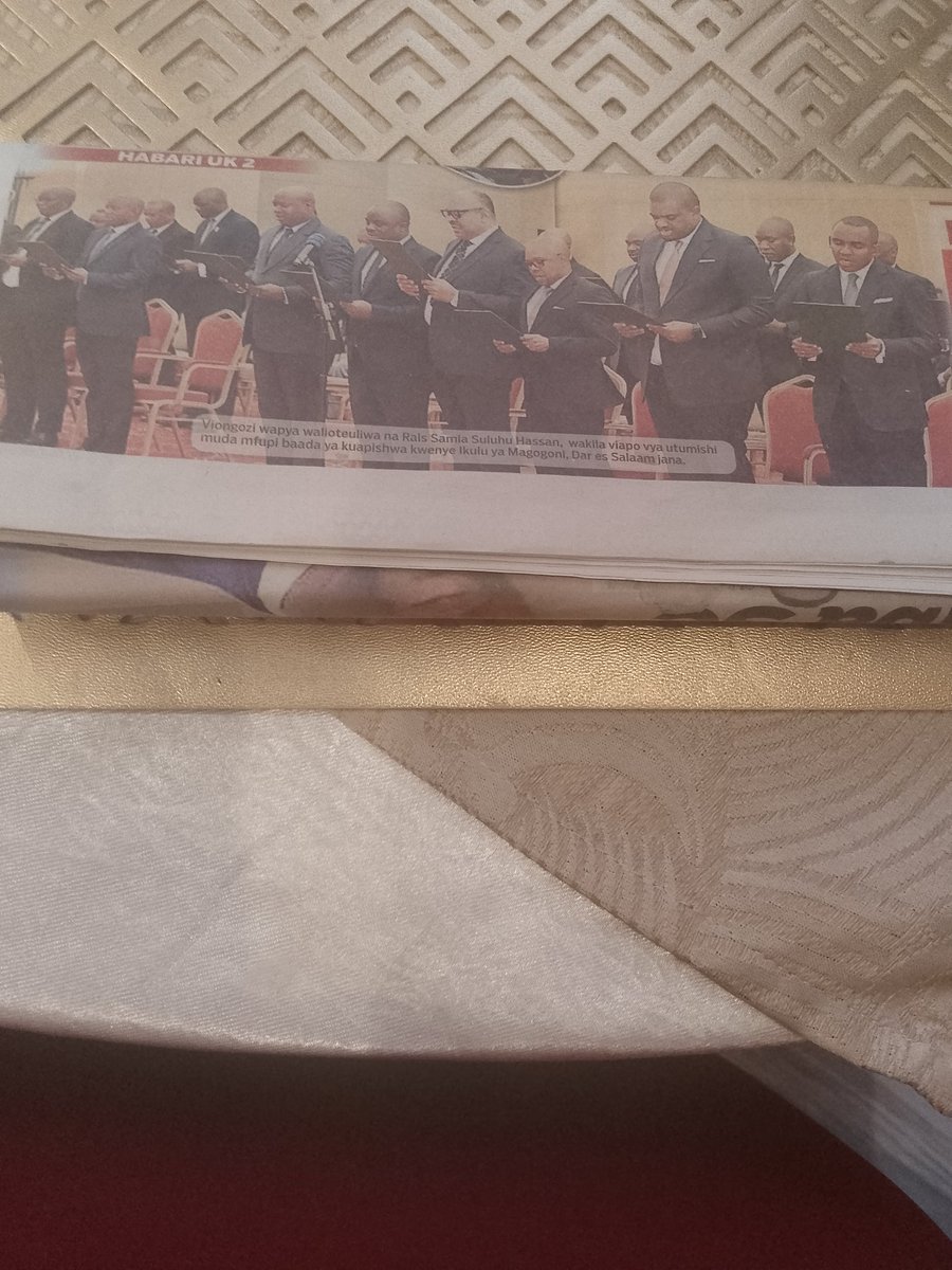 Nembo ya Taifa letu la Tanzania ina picha ya mwanaume na mwanamke kuashiria kwamba nchi yetu itajengwa kutokana na mchango wa wanaume na wanawake. Hiyo picha hapo chini ni viongozi walioteuliwa  wiki hii kuongoza nafasi mbali mbali. Je wanawake wako wapi?