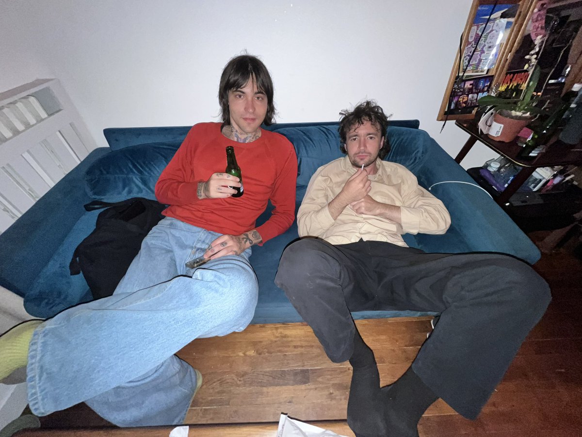 cooper (@mediocrecafe) on Twitter photo 