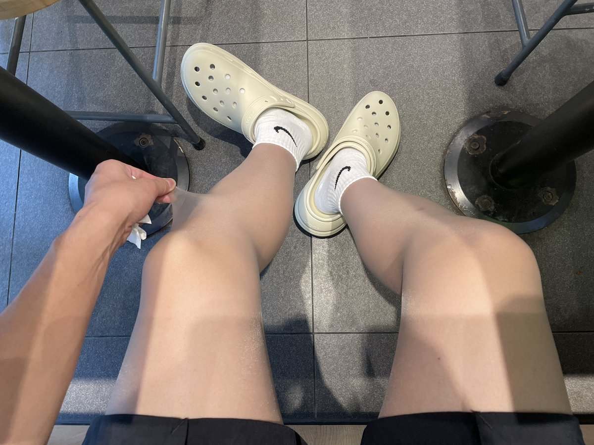 灰丝外出