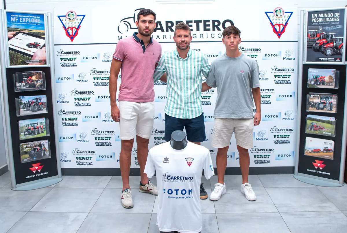 CD_Valdepenas's tweet image. 🤝 𝐒𝐏𝐎𝐍𝐒𝐎𝐑 | Presentación de Carretero Maquinaria Agrícola como patrocinador oficial del CD Valdepeñas

🤍 ¡Gracias por vuestro apoyo!

➕ imágenes en: facebook.com/share/p/qo5p9b…

📸 @aurecape