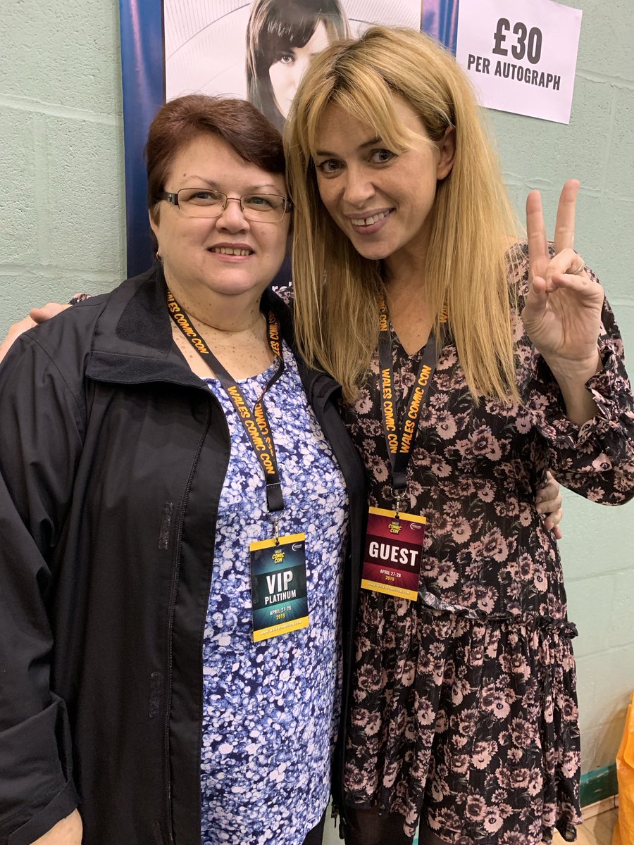 ⁦<a href="/TeamEveMyles/">Eve Myles</a>⁩ happy belated birthday lovely - have an amazing year ahead xxx Miss you!