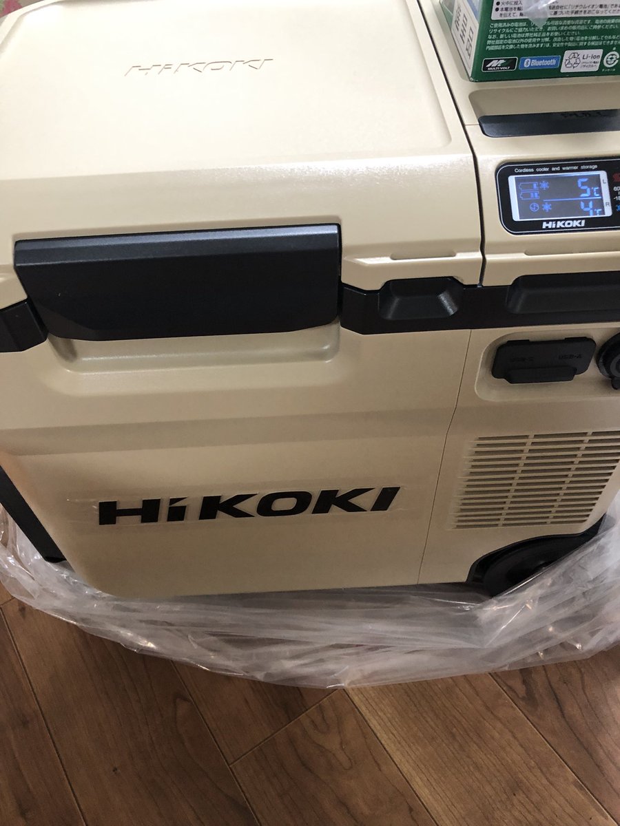 R_E_D_STAR's tweet photo. 暑すぎるから買ってしまった https://t.co/ragwTjZXiO