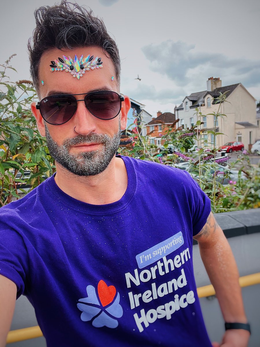 Very excited and proud to be at #BelfastPride today with <a href="/NIHospice/">NI Hospice</a> | what a treat to work for an organisation that not only does amazing work, but celebrates those around and with them 🥰