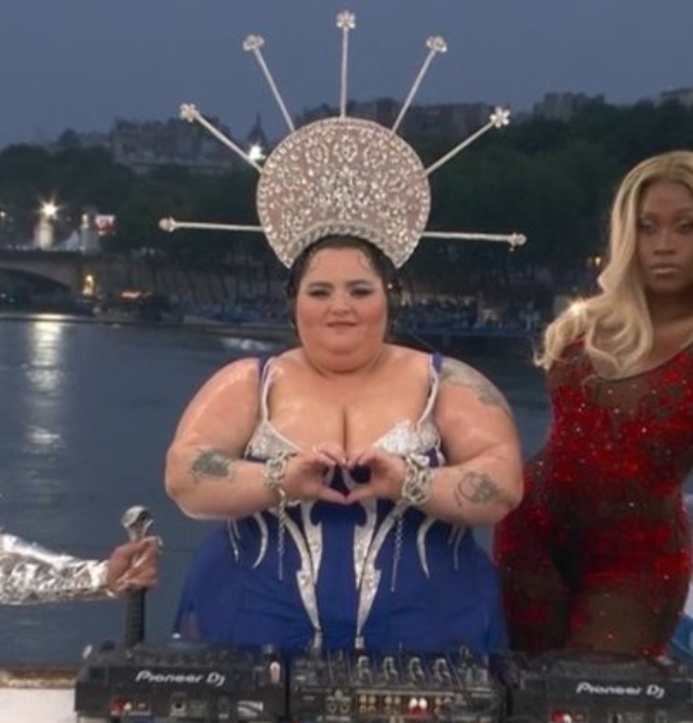 MathiasPogbaOff's tweet image. « Buvez cette huile d’olive, ceci est mon sang »

#JO2024