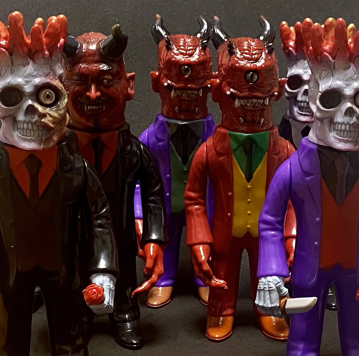 キムラトイ ヘッドスワップ x スーツ 薔薇とナイフ ソフビ