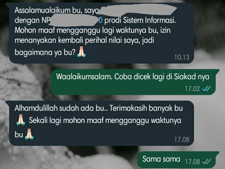 Novianti_IP's tweet photo. Ada 2 orang mahasiswa nanyain nilai. Tapi jawabannya membuat reaksi sangat berbeda.

😊                                                   🤨 https://t.co/Djm3maML1a