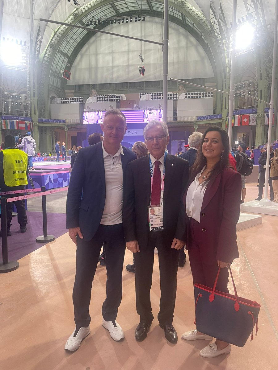Laurent Petrynka (@lpetrynka) on Twitter photo The organisation of the <a href="/ISFsports/">@isfsports</a> Management Committee in Paris enables us to continue our development at a very high level. For example, this is an opportunity to meet <a href="/FIE_fencing/">FIE</a>, President Emmanuel Katsiadakis in company of <a href="/AyoubiHasnae/">HasnaeElayoubi</a> our Executive Director. The organisation of the <a href="/ISFsports/">@isfsports</a> Management Committee in Paris enables us to continue our development at a very high level. For example, this is an opportunity to meet <a href="/FIE_fencing/">FIE</a>, President Emmanuel Katsiadakis in company of <a href="/AyoubiHasnae/">HasnaeElayoubi</a> our Executive Director.