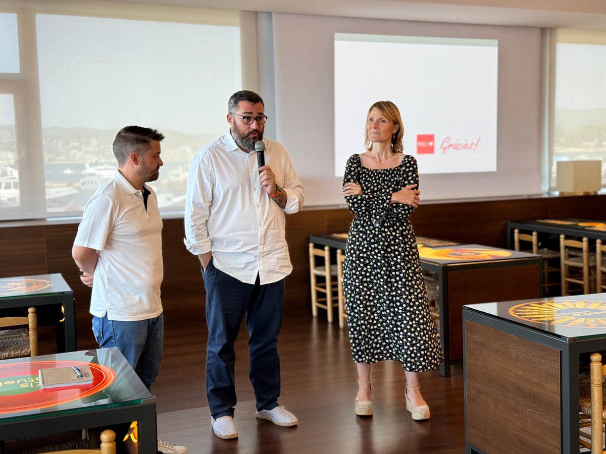 socialistes_cat's tweet image. 🌹 @LluisaMoretSabi, viceprimera secretària del PSC:

“Acabem el curs polític del @PSCComGironines a Palamós, reforçant vincles, reivindicant els valors de la fraternitat i la justícia social, i reafirmant els nostres compromisos amb la ciutadania. Necessitem un PSC fort,…