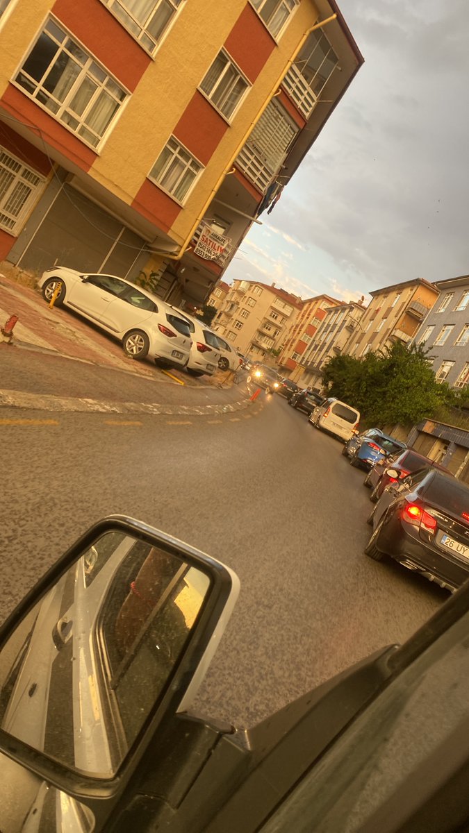 Ankara Mamak Natoyolu 25 yaşında iki aktifiz yerimiz var takılmak isteyenler yazsın hemen