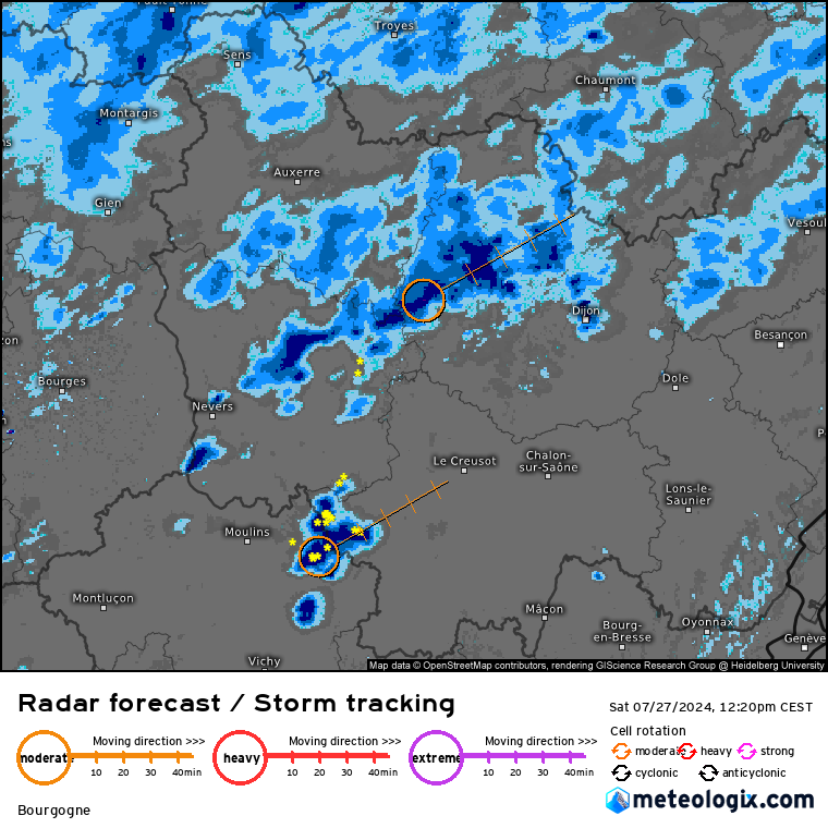 ExtremeMeteo's tweet photo. Un premier #orage concerne le nord-est de l'Allier se dirigeant vers le nord-est. La configuration est très favorable à des #supercellules dès le milieu d'après-midi pouvant donner localement des phénomènes forts (rafales de vent jusqu'à 100 km/h, fortes pluies, chutes de grêle jusqu'à 3-4 cm de diamètre et phénomènes tourbillonnaires isolés).