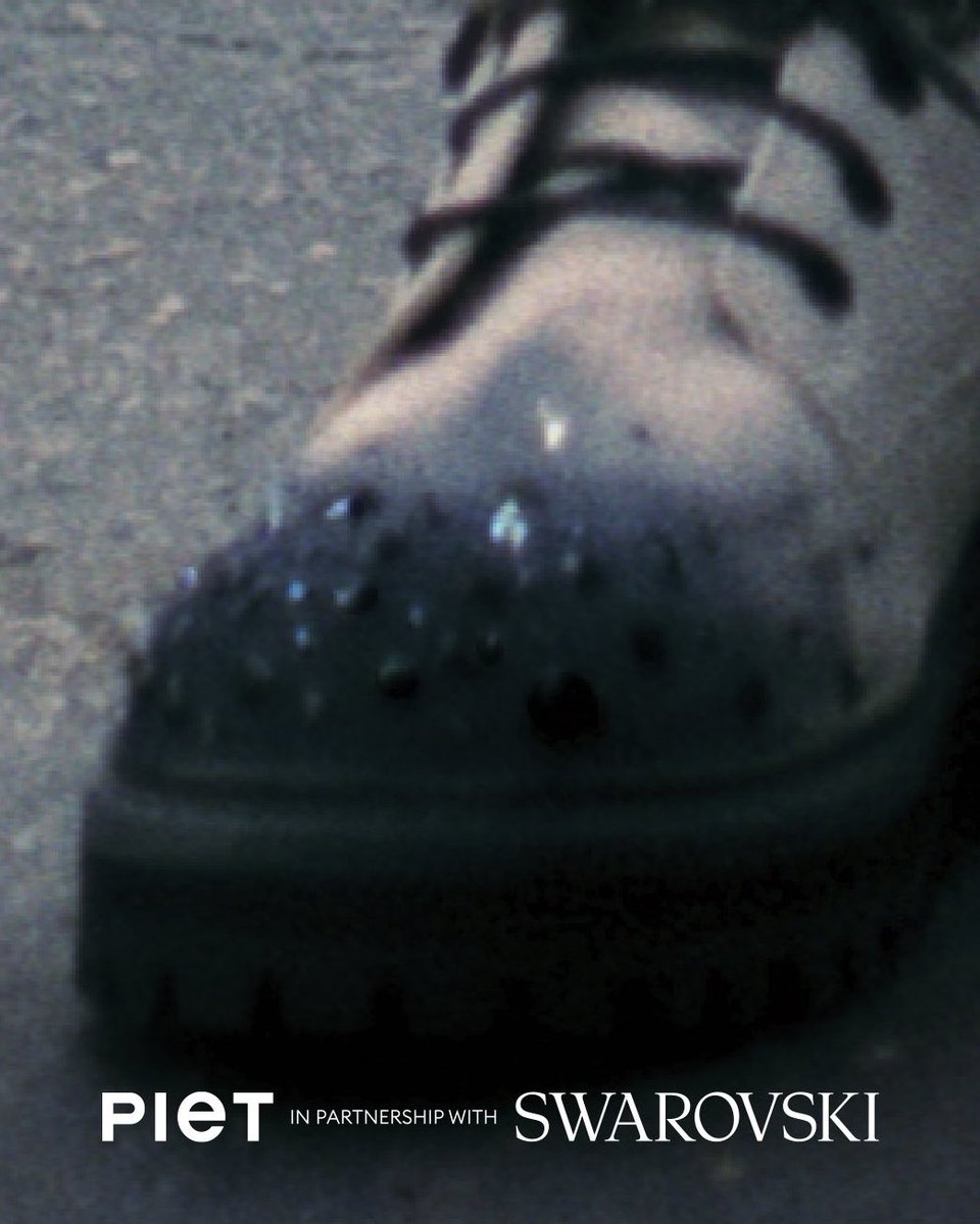 StreetFashion01's tweet photo. Piet x Swarovski (2024) https://t.co/T5bFysIy83