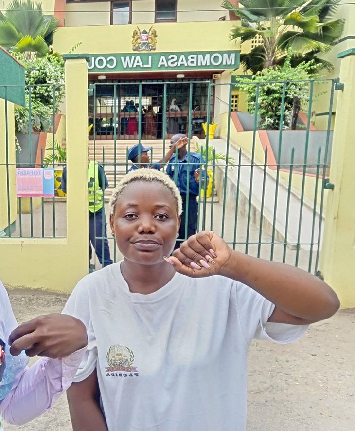itskipronoh's tweet photo. This lady is called Lydia! She was abducted during Tuesday's protests in Mombasa. No one knows where she is, but Joho is happy to be a CS!. #FreeLydia. Enough is enough! Tupatane #NaneNane https://t.co/eodGTzaHfS