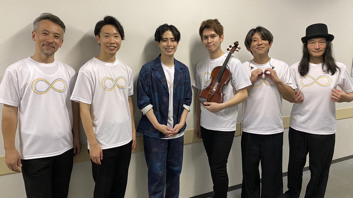 RunrunToshi's tweet photo. 林部智史CONCERT TOUR 2024　
∞歌で編む 無限の物語∞
ツアーファイナル@相模女子大学グリーンホール

ラストにふさわしい感動的な公演になりました😭林部さんの歌を聴きながら一瞬一瞬を大事に音を紡いできました。
ツアーに関わる全ての皆様、ご来場いただいた皆様本当にありがとうございました！ https://t.co/LnzBuNtcWa
