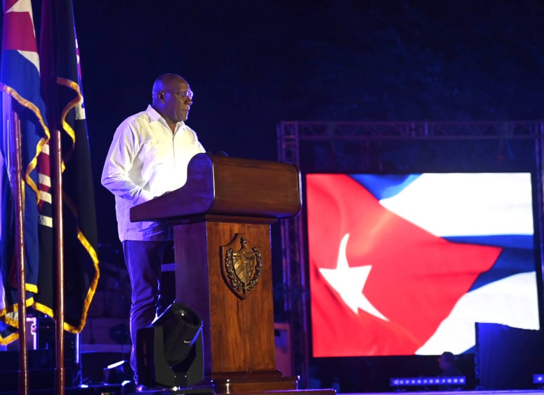 Discurso pronunciado por Salvador Valdés Mesa, Vicepresidente de la República de Cuba, en el Acto Central conmemorativo por el Aniversario 71 del Asalto a los cuarteles Moncada y Carlos Manuel de Céspedes
Ver más:

pcc.cu/un-pueblo-la-a…