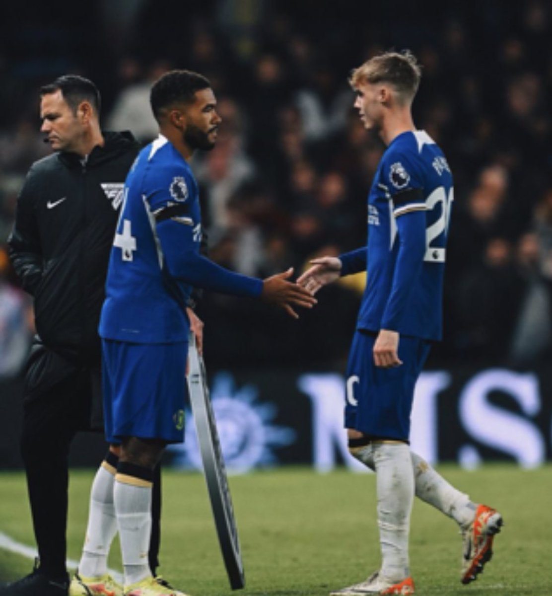 TheChelseaForum's tweet image. 🚨No Chelsea account should have less than 500 followers.

Verified or not verified, if you are active, come say Hello to the community for a quick mutual gains.

RETWEET SO IT FORMS A CHAIN OF REACTION 💫