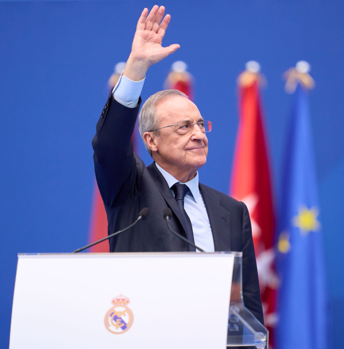 theMadridZone's tweet photo. The Greatest Of All Time. https://t.co/ucDRL9K4B6