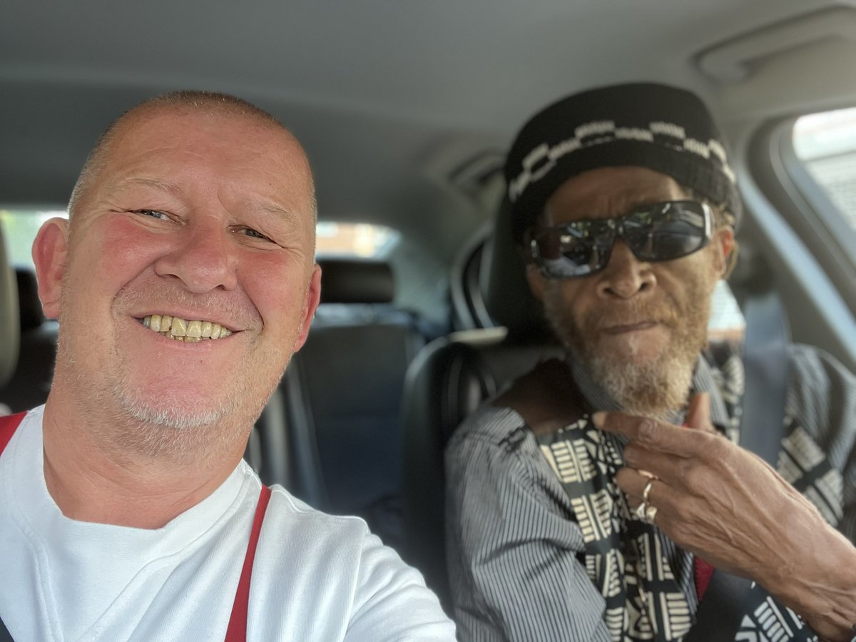 CoventrySoul113's tweet photo. Taking my good friend of 15 years #CharleyAnderson of @TheSelecter to @2tonev @CovMusicM for @PeteChambersCov to do a #question and #answer session about his musical ๐ถ career pre #selecter during and post. https://t.co/gidhW5rVlH