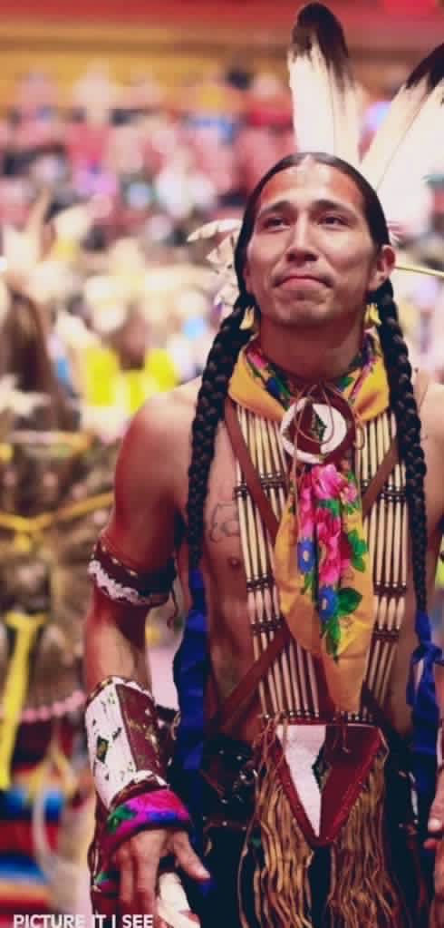 proud_natives's tweet photo. “Be happy, not because everything is good, but because you can see the good in everything.” 

~ Unknown 

Visit here : https://t.co/49AvnzzzIq https://t.co/wDv0H17Fsv