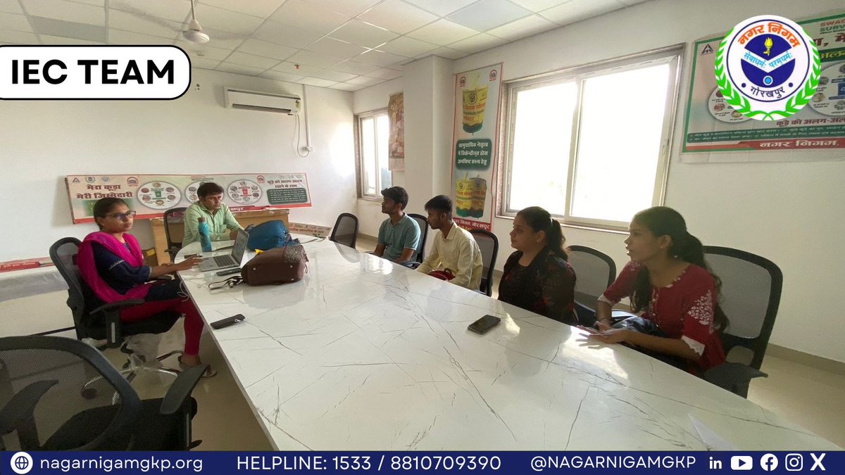 NagarNigamGkp's tweet photo. ULB Code:801160

Students from @MmmutOfficial and interns at @weembrace_ NGO visited Nagar Nigam to learn about the city's waste management processes and effective awareness campaigns.A step towards a cleaner,greener future!🌿 #Sustainability #WasteManagement #CommunityEngagement https://t.co/Hyj2jAaFad