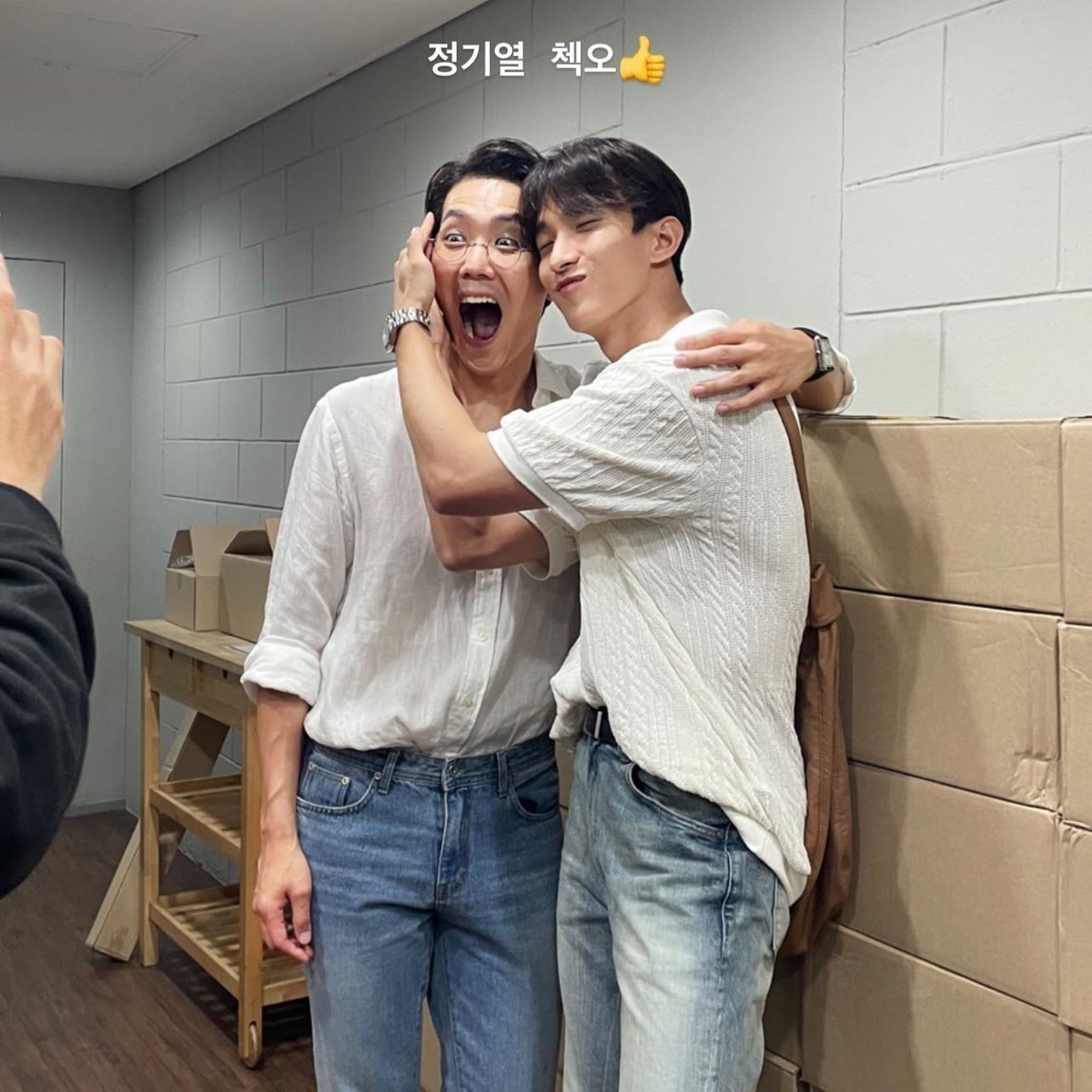 kyeomties's tweet photo. his closeness with his xcalibur family is so special to me 💔 his hyungs and noonas love him so much you can just tell how close they are 🥹 https://t.co/HNmRzAHsQe