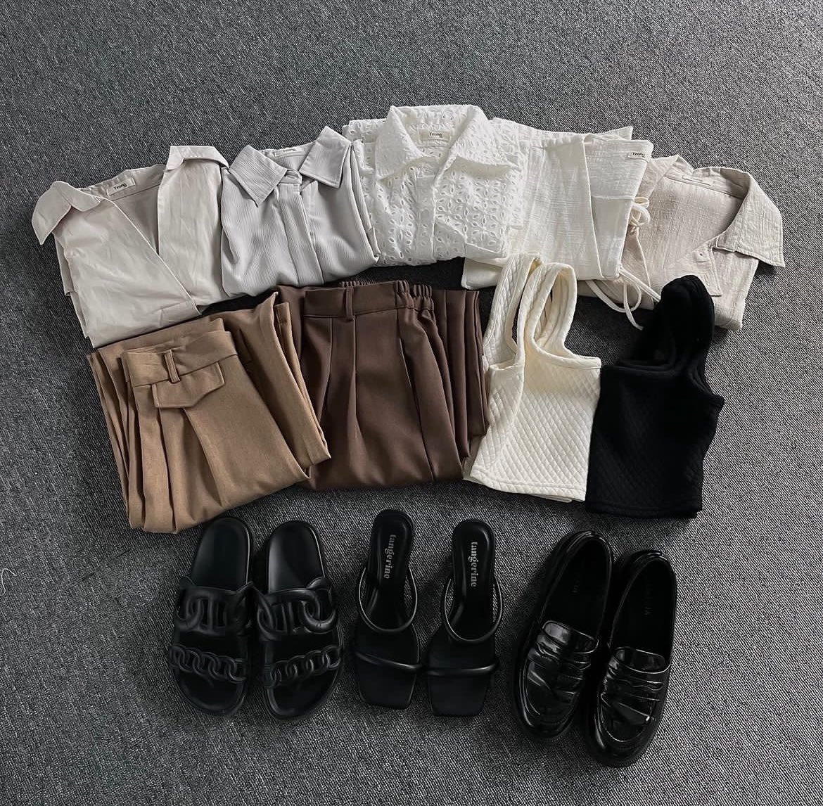 yang suka fashion item kaya gini ngumpul!

ada dua brand lokal yang koleksi nya tuh kaya gini, jadi keliatan elegant 🤗🫶