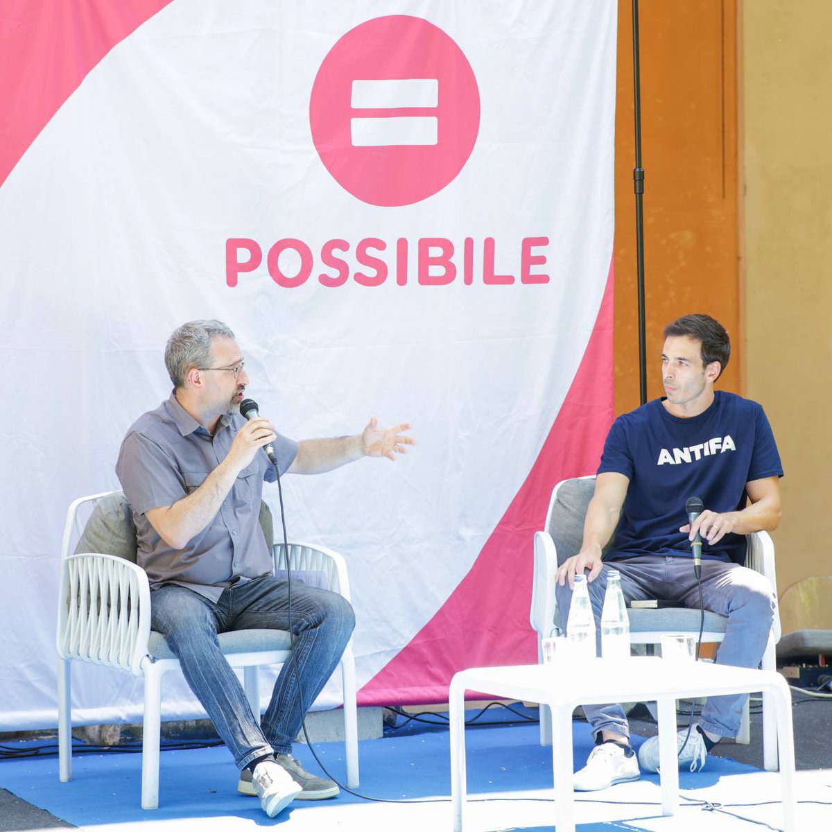 Possibile tweet media