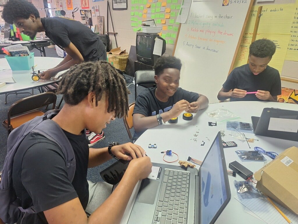 At Mentoring Male Teens in the Hood, we are teaching our Kings the importance of STEM.