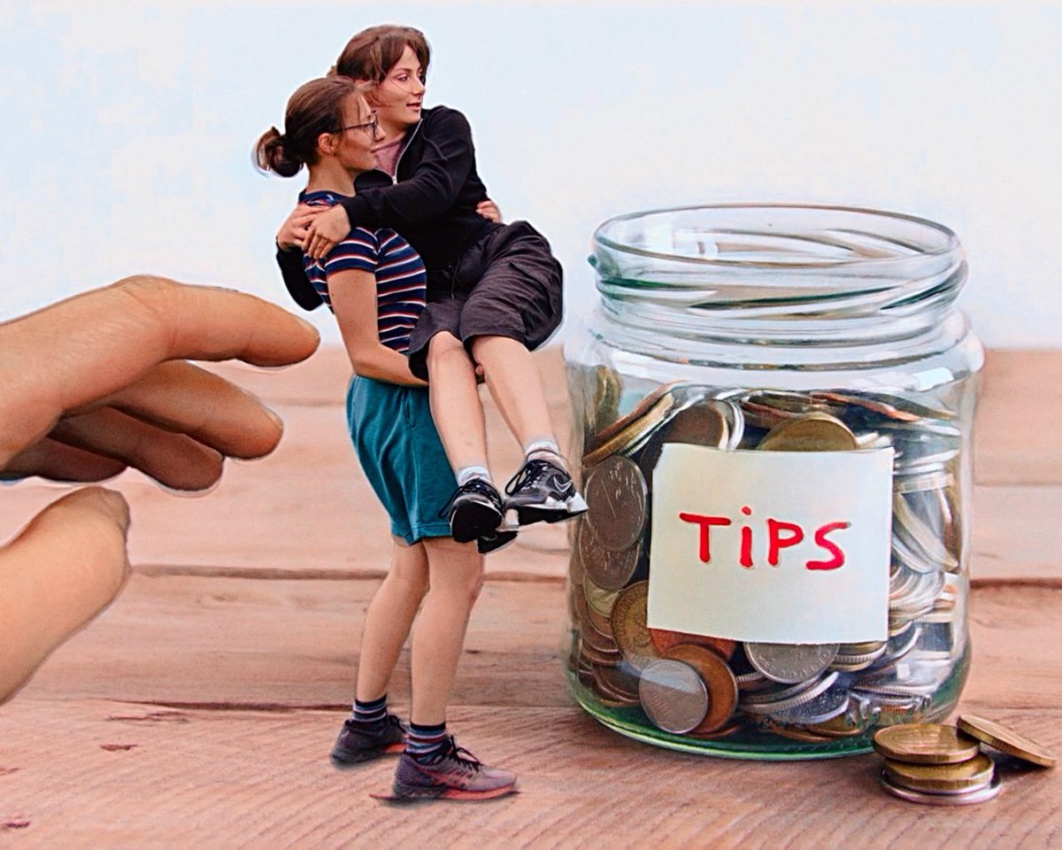 bobascher1's tweet image. Ally didn’t want to leave Morgan behind, but her sprained ankle threatened them both. The shopkeep for the local bakery had been generous with them before, so they hoped he would watch over Morgan while Ally continued their quest for truth and a cure.

#tipjar #story #sprained