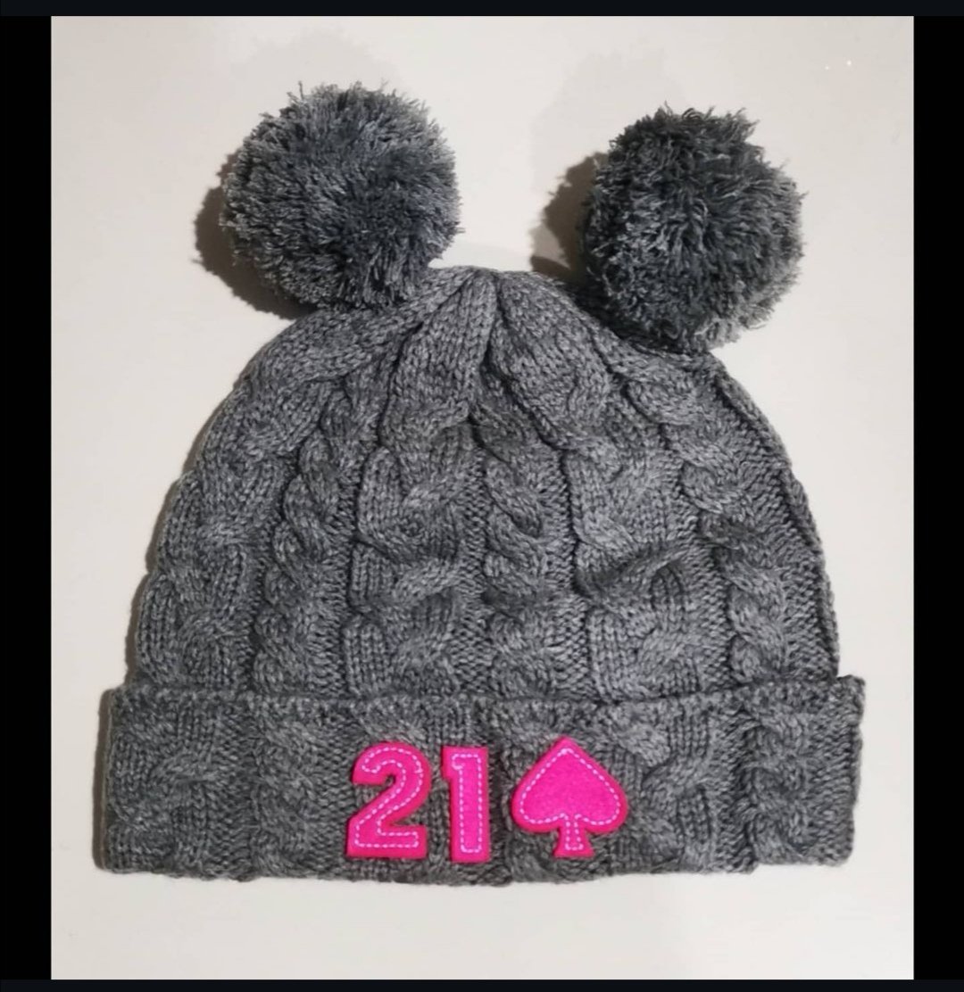 xuntilwheneverx's tweet image. [AVAILABLE]

2NE1 Fanclub Event 2014 - Knit Cap

Price: 1600php

2NE1 Goods for YG Family Concert in Japan - Knit Cap

Price: 1500php

#2ne1 #Bom #Dara #CL #Minzy #BlackJacks