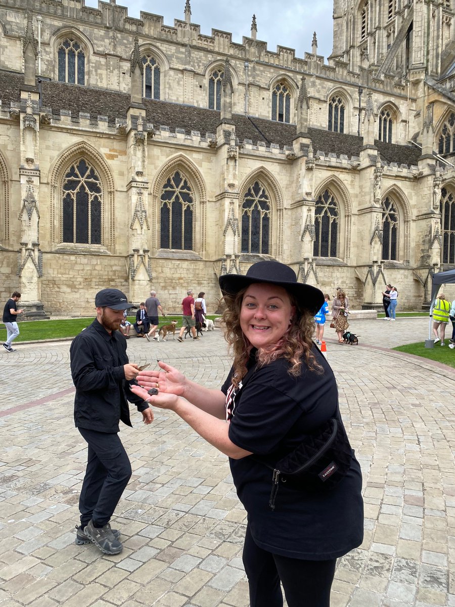amskw16's tweet photo. Lots of fun at Gloucester Cathedral for #glosarchfest Festival Day!! A minature dig complete with washing station and finds drawing! 

#festivalofarchaeology https://t.co/KjiPqmsPno