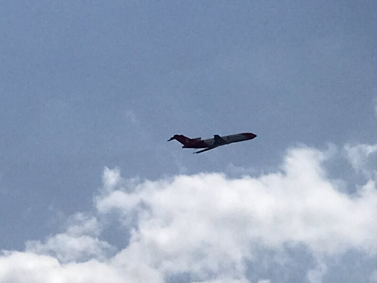 rishiisabell's tweet photo. 2excel chemtrail plane just taken off from
Southend - wonder who’s skies they are going to spray today #chemtrails #GeoEngineering #JetClouds #WeatherModification https://t.co/TwNPk0jXNO