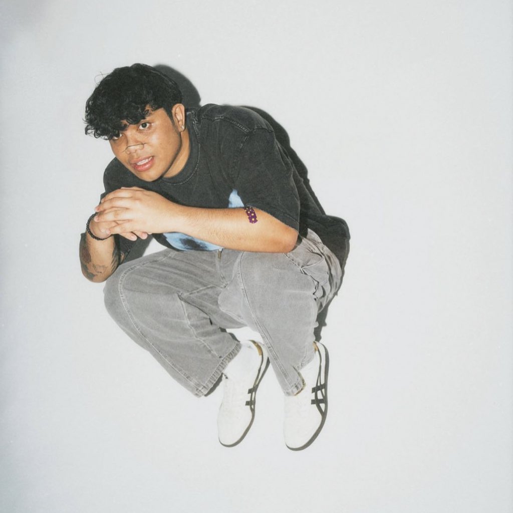 allchartsPH 🇵🇭 tweet media