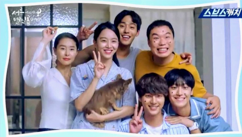 DarkChocoMint1's tweet photo. Luv this squad 💟
30 but 17♧2018 🎬
#shinhaesun #yangsejong #yejiwon
#sheisshinhaesun #ahnhyoseop
#leedohyun #johyunsik
#30but17 https://t.co/1UjHF8UKC4