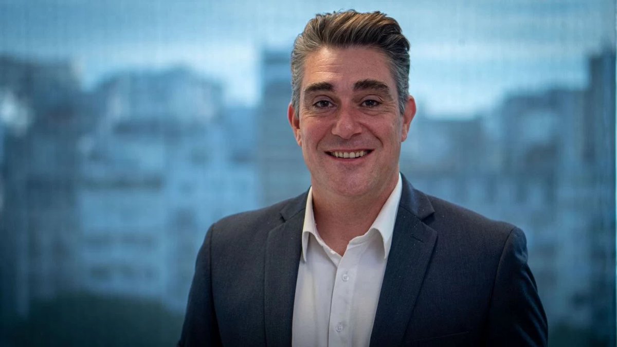 🌟 Javier Iguacel se prepara para el desafío de 2027 y su visión nos inspira a todos. 
¡Es hora de unir fuerzas y construir un futuro mejor! 💪🇦🇷
 ¿Quién se suma a esta causa? 🙌"