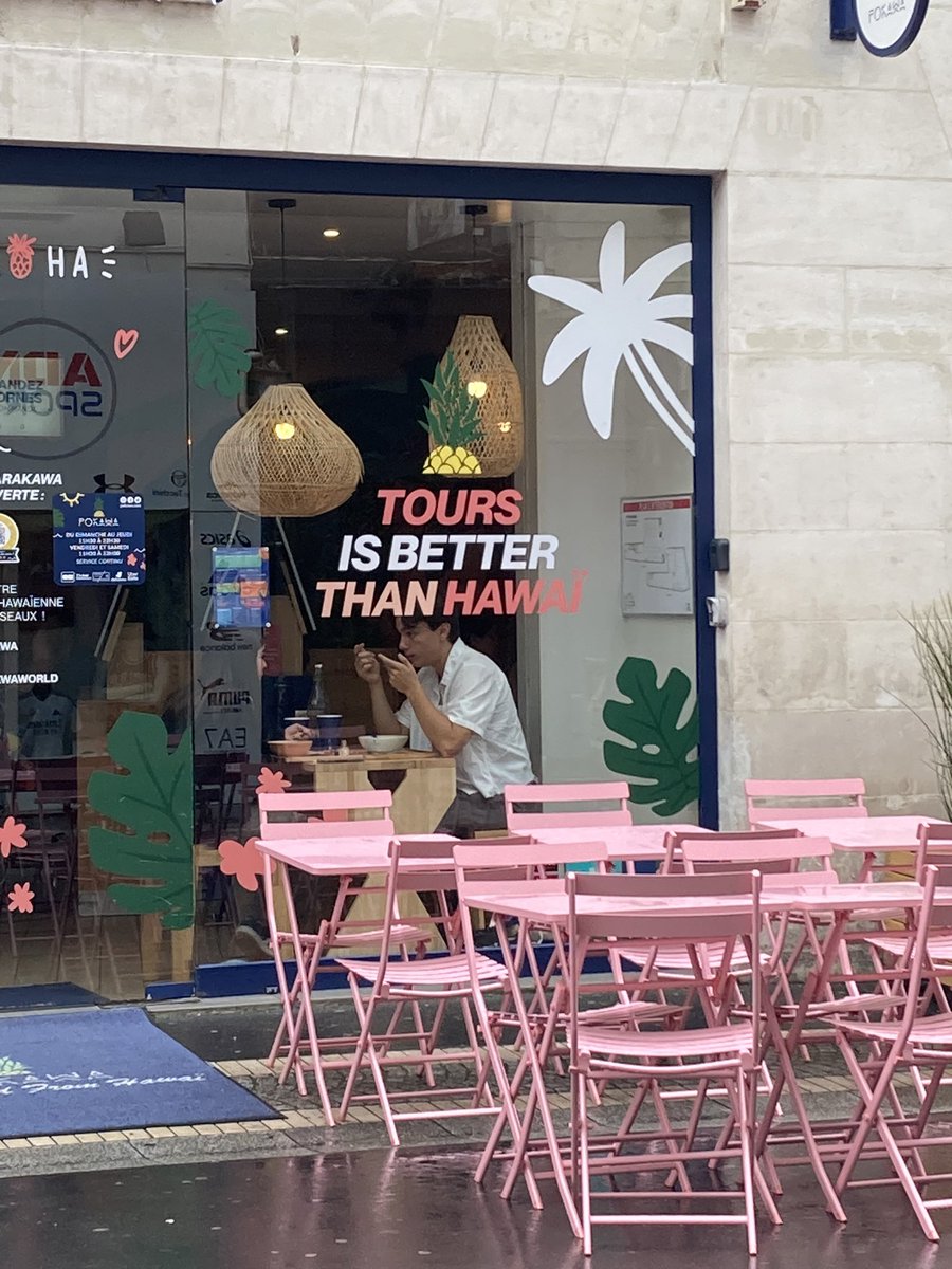 NadeenShine's tweet photo. Tours, France https://t.co/IWjAx2nXIH