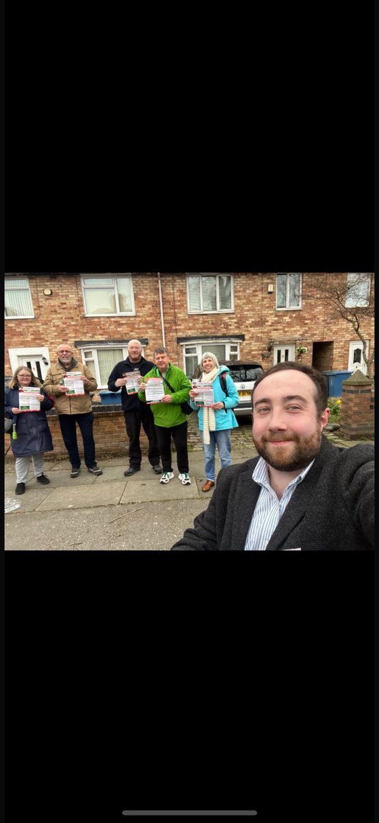 carl_cashless's tweet image. Great to see Paul has seen the light and legged it from the community dependents, and is now a proud member of the Liverpool fib dems. Well played my good friend