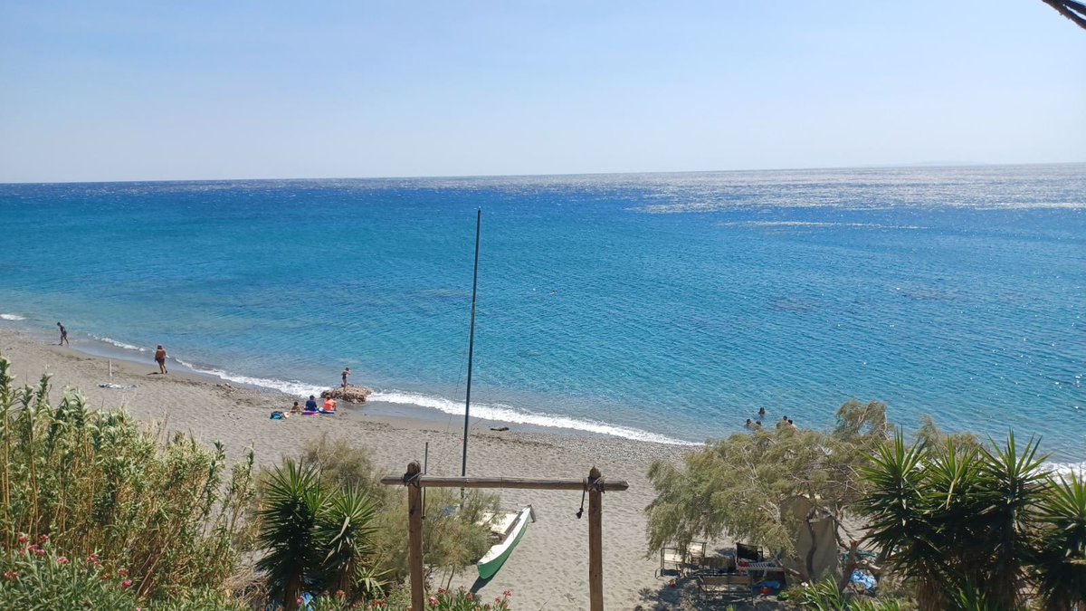 VardisHotel's tweet photo. ⛵️🦑the real taste of summer in #rethymno #ligres
#visitcete #libyansea #beach #summer2024 #vardisolivegarden #kreta https://t.co/ximrSuce6Y
