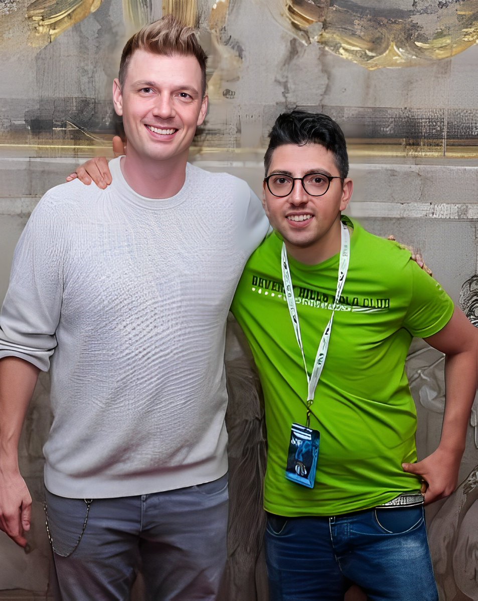 Thanks 4 the amazing show! U really manage to hold the stage and fill the arena! A blast from the past with ur incred HITS that we all sang and which climbed the world charts! Honored to have seen you live Nick! You are GREAT!Wait u at next show with BSB
#nickcarter #whoiamtour