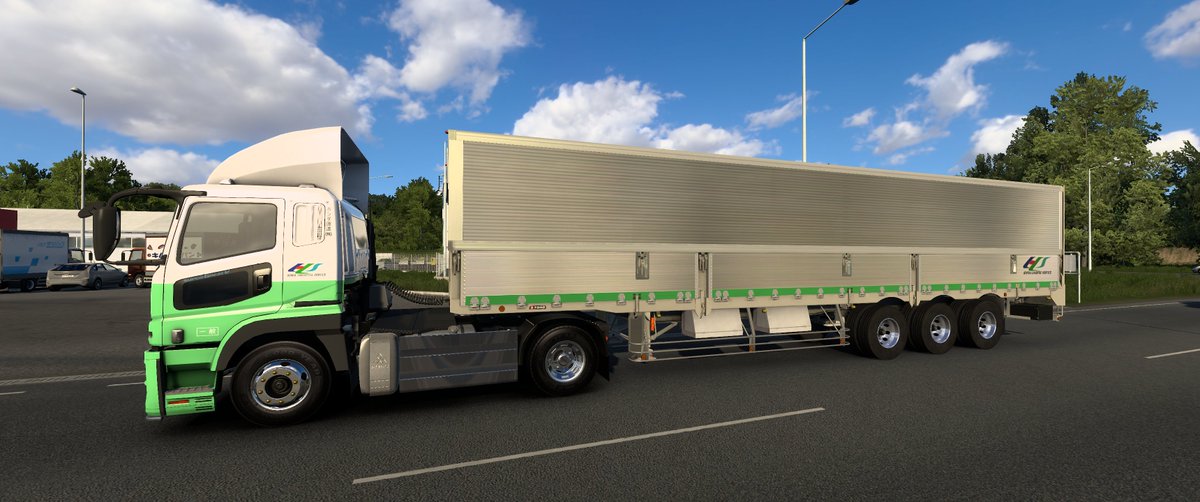 HIRO_YUZUHARA's tweet photo. 本田技研工業 ホンダ運送

#本田技研工業 ＃ホンダ運送 ＃TohoWing #EuroTruckSimulator2 #ETS2 #MOD https://t.co/aBhUbYKjuH