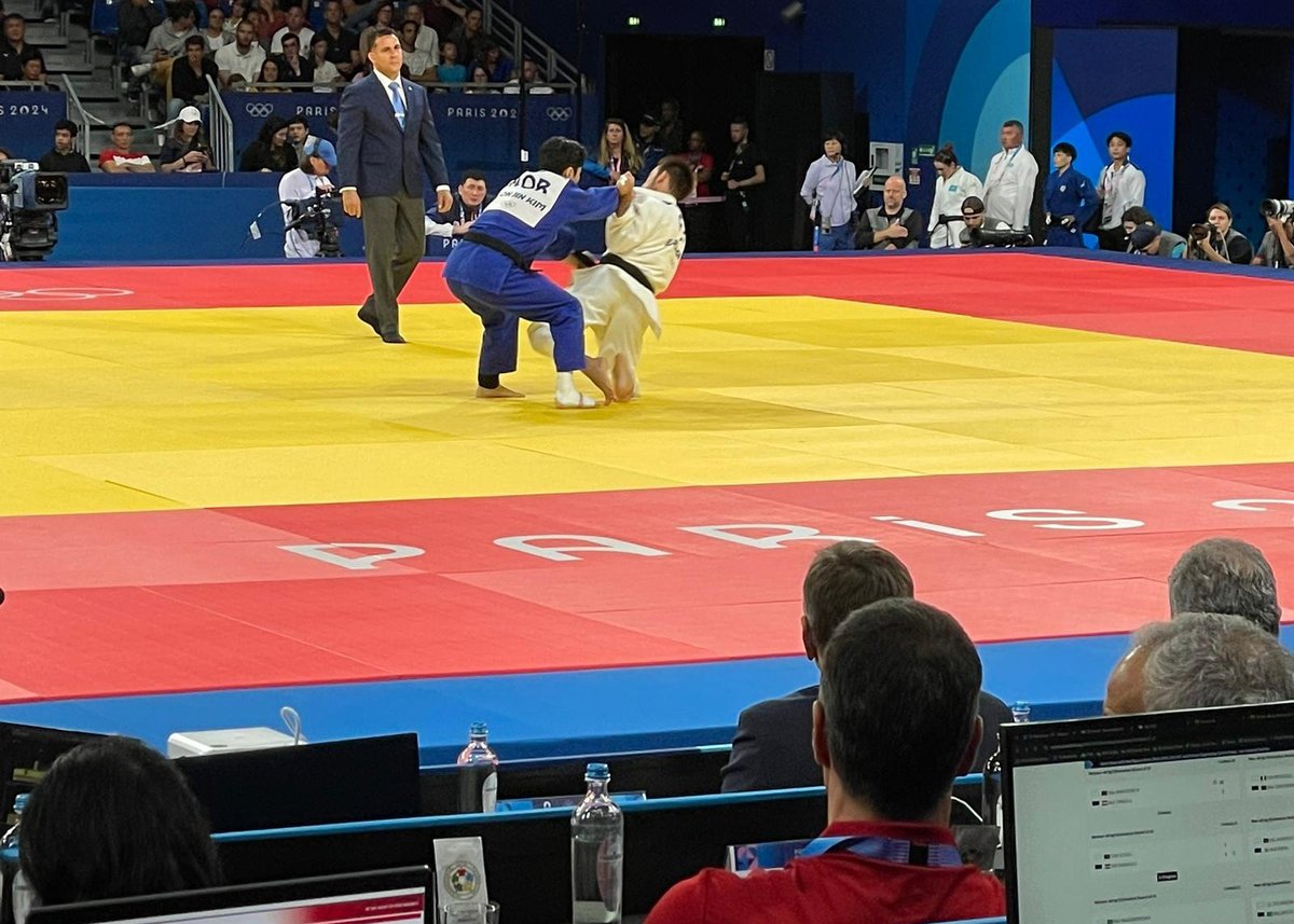 sanchezcastejon's tweet photo. Deseando, desde París, la mejor suerte para el #TeamEspaña en estos Juegos Olímpicos. 

Qué buen inicio de los judocas @FranGarrigos1 y Laura Martínez.

¡A luchar por las medallas esta tarde!

#Paris2024 https://t.co/Lsoe5zQiKV