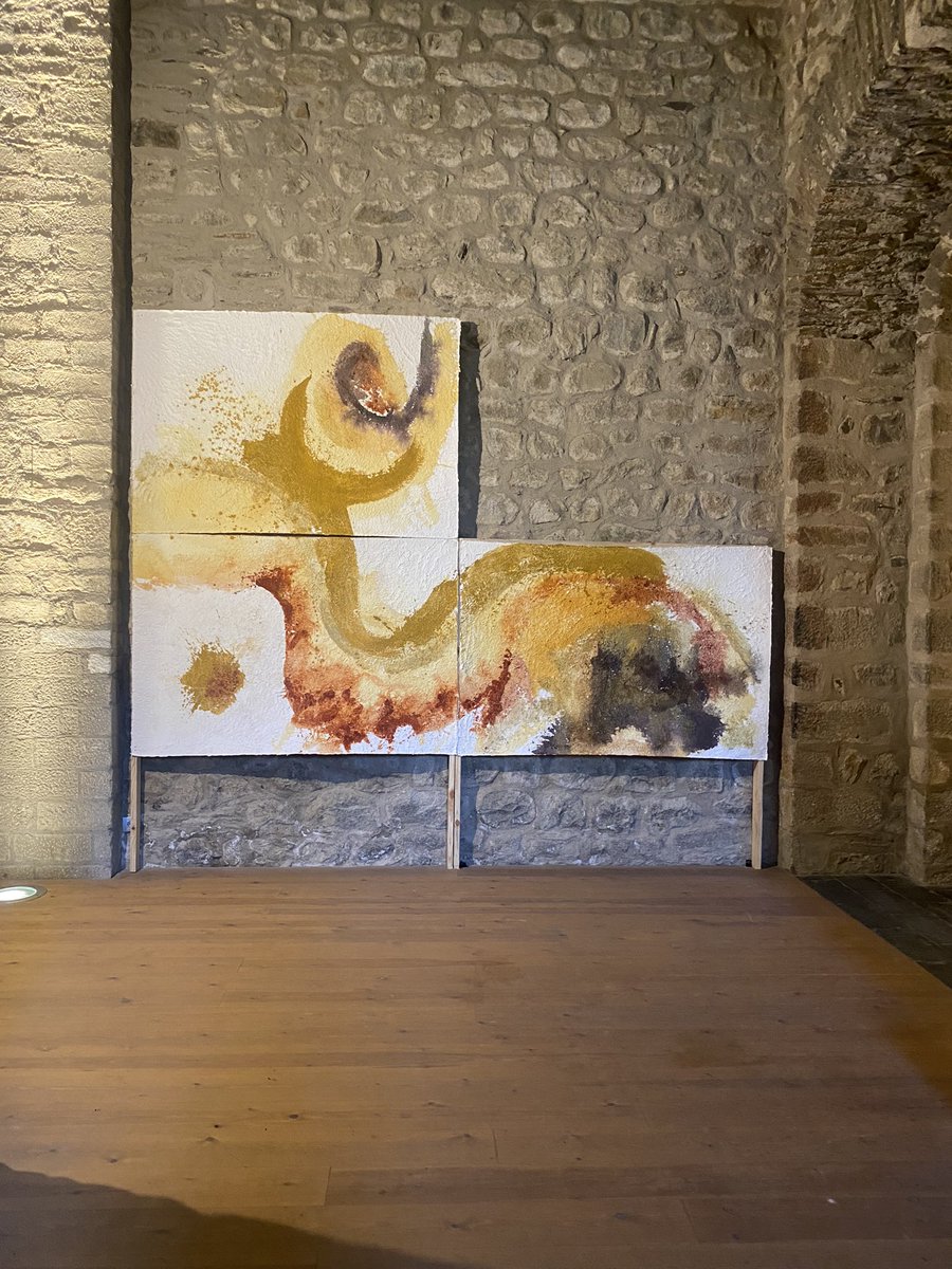 Complint un somni <a href="/dansaneu/">Dansàneu</a> ! Amb ganes de veure #Biterna , i badant amb Marta Ricart i el seu Sursum. Que bé omplir d’aire fresc l’ànima i l’esperit amb propostes terrenals, tribals, i naturals.