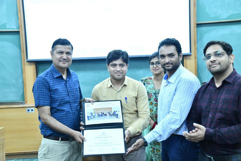 mopr_goi's tweet photo. Organized in collaboration with Department of Rural Development &amp; Panchayati Raj, J&amp;K @jkrddpr, and IIM Jammu @IIMJammu, this programme exemplifies the commitment of Ministry of Panchayati Raj @MoPR_GoI to empowering States &amp; Union Territories to spearhead innovative initiatives. https://t.co/ewOAzeVF4Q