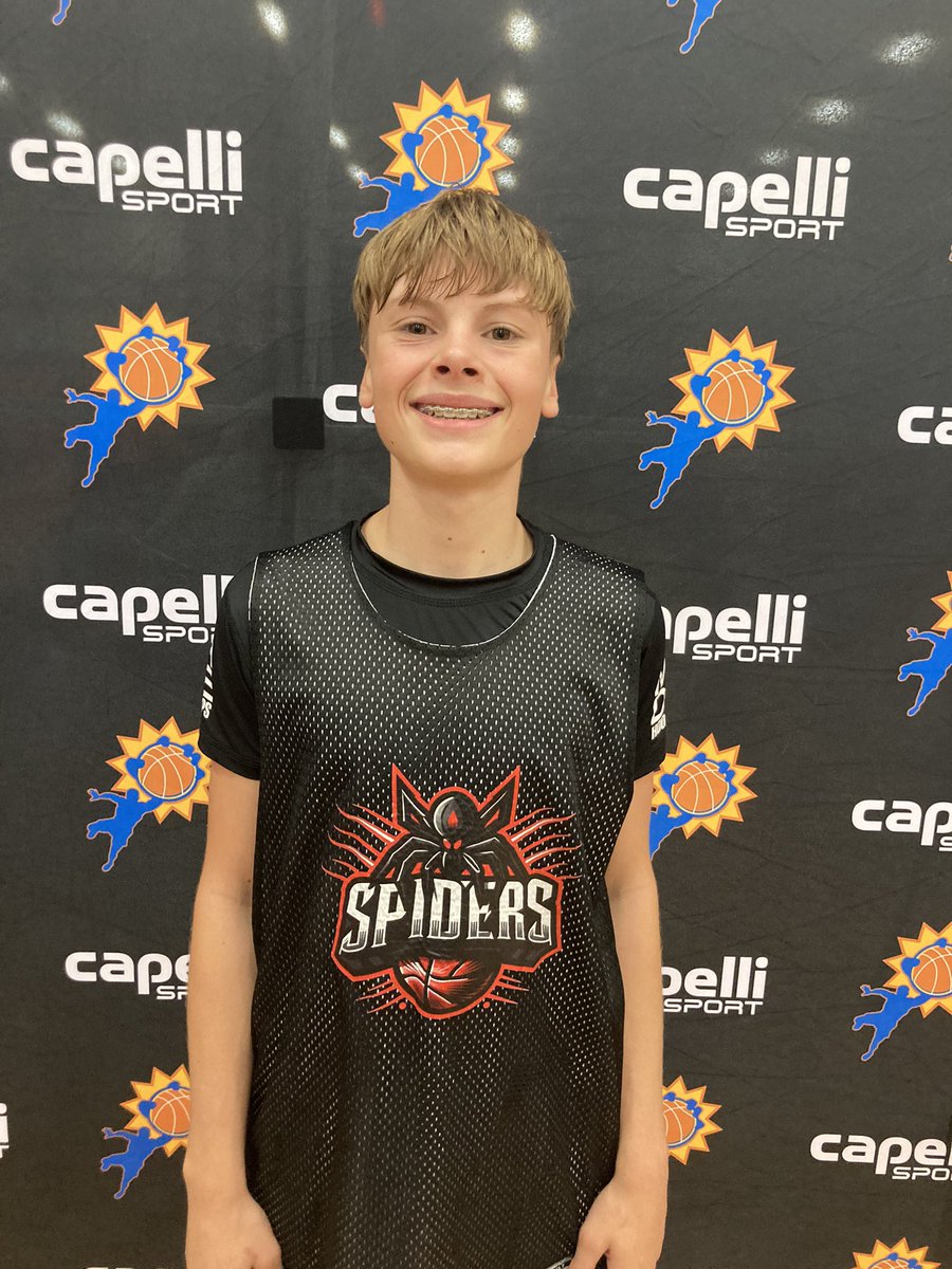 BigShotsGlobal's tweet photo. #BIGSHOTS #CHARLOTTEFINALE
14U 

EA Prep 3SGB 62 
Devin Bullock 15
Christian Farley 9
Jyaer Gonzalez 10

Spiders Fusion 39
Browan Smith 10 https://t.co/HPZo7NmhPF