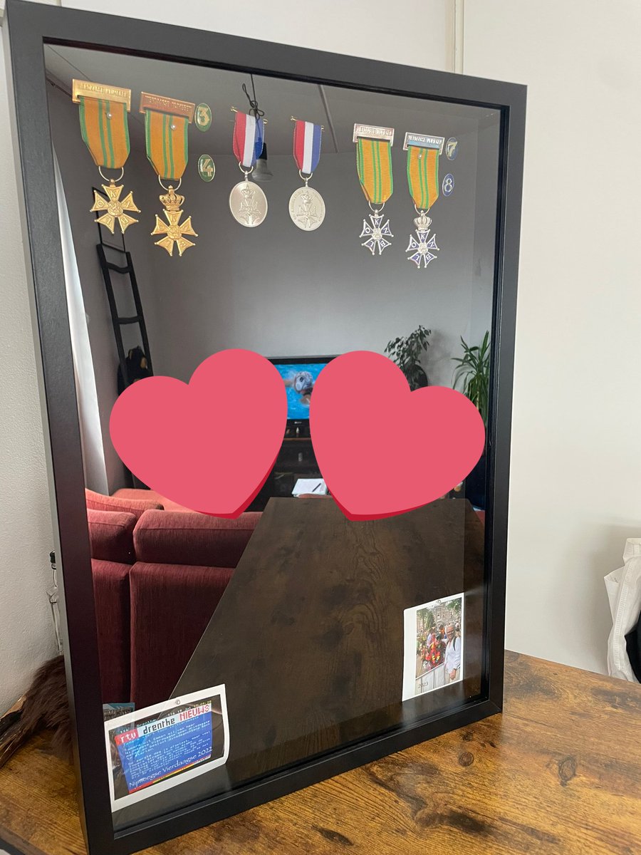 Tammie1808's tweet image. Eindelijk mijn Nijmeegse Vierdaagse kruisjes de plek gegeven die ze echt verdienen!

#4Daagse #Vierdaagse #WalkoftheWorld #4D24 #Nijmegen