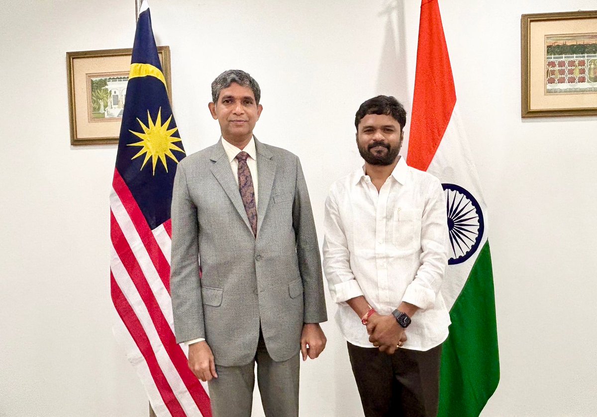 SundeepMakthala's tweet image. My Courtesy Visit to the Indian High Commissioner to Malaysia

🇲🇾 High Commissioner HE BN Reddy Garu Recommends WTITC ASEAN Summit 2025 in Malaysia
🌏 His Excellency Applauds @wtitcouncil&apos;s Contributions and #Tconsult Initiative

#Makthala #TITA