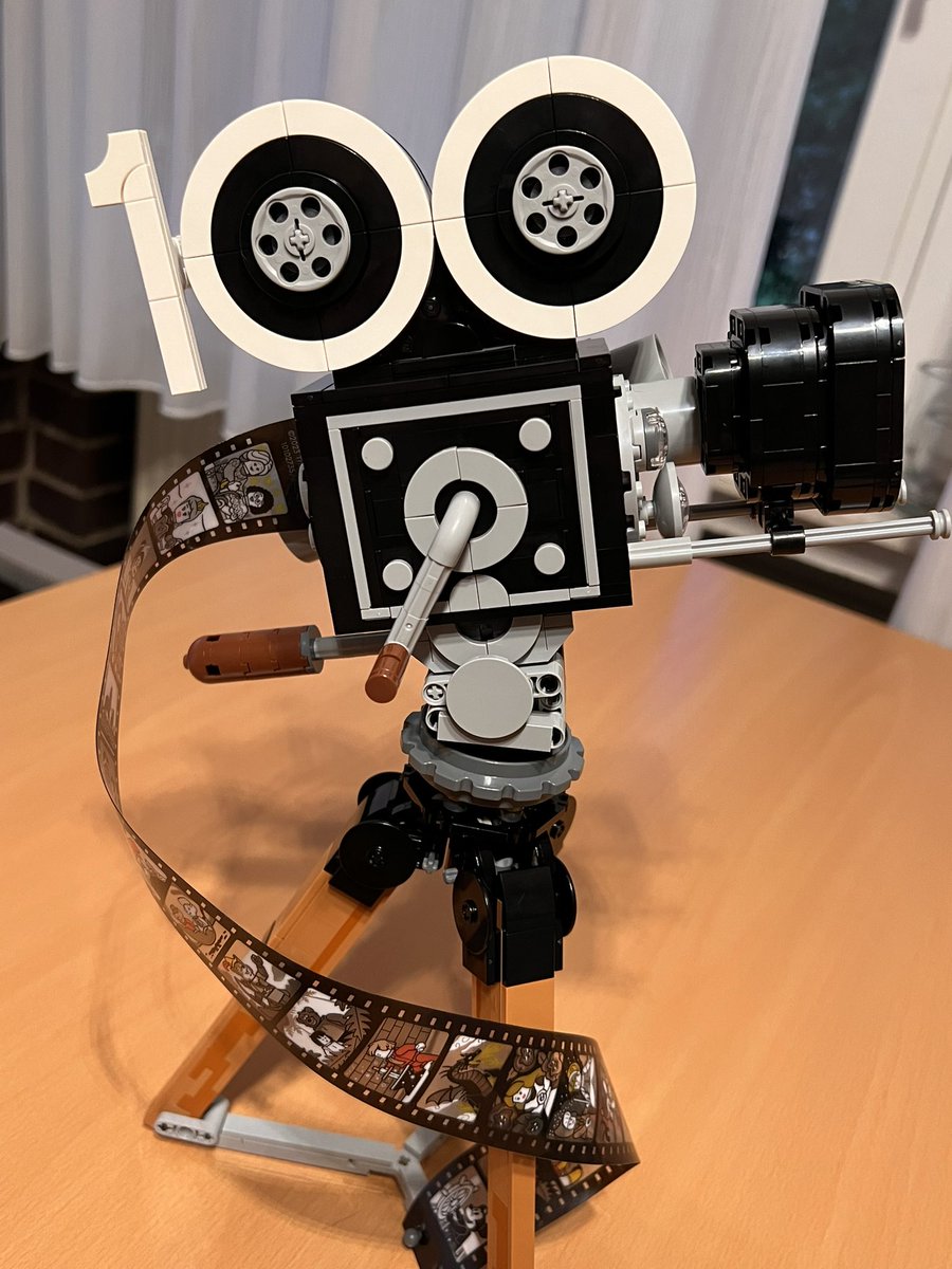 numerobis123's tweet image. Als Filmfan konnte ich dann doch nicht widerstehen.
Ich mag es, tolle Details und es sieht klasse aus 💙

#Filmliebe #Lego