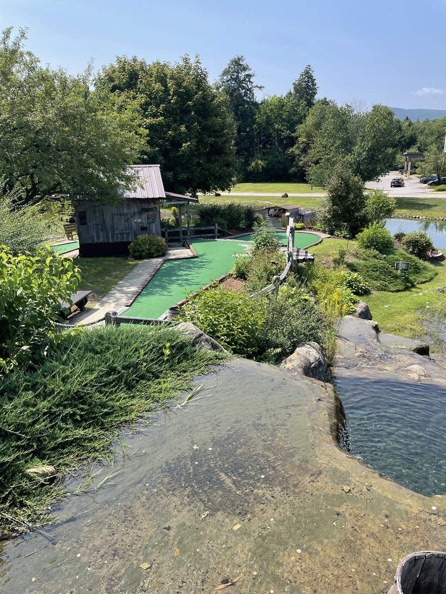 LETHALxHAMMERx's tweet photo. Great weekend for mini-golf,real golf then some modified racing in New Hampshire https://t.co/dmCAkK0a37