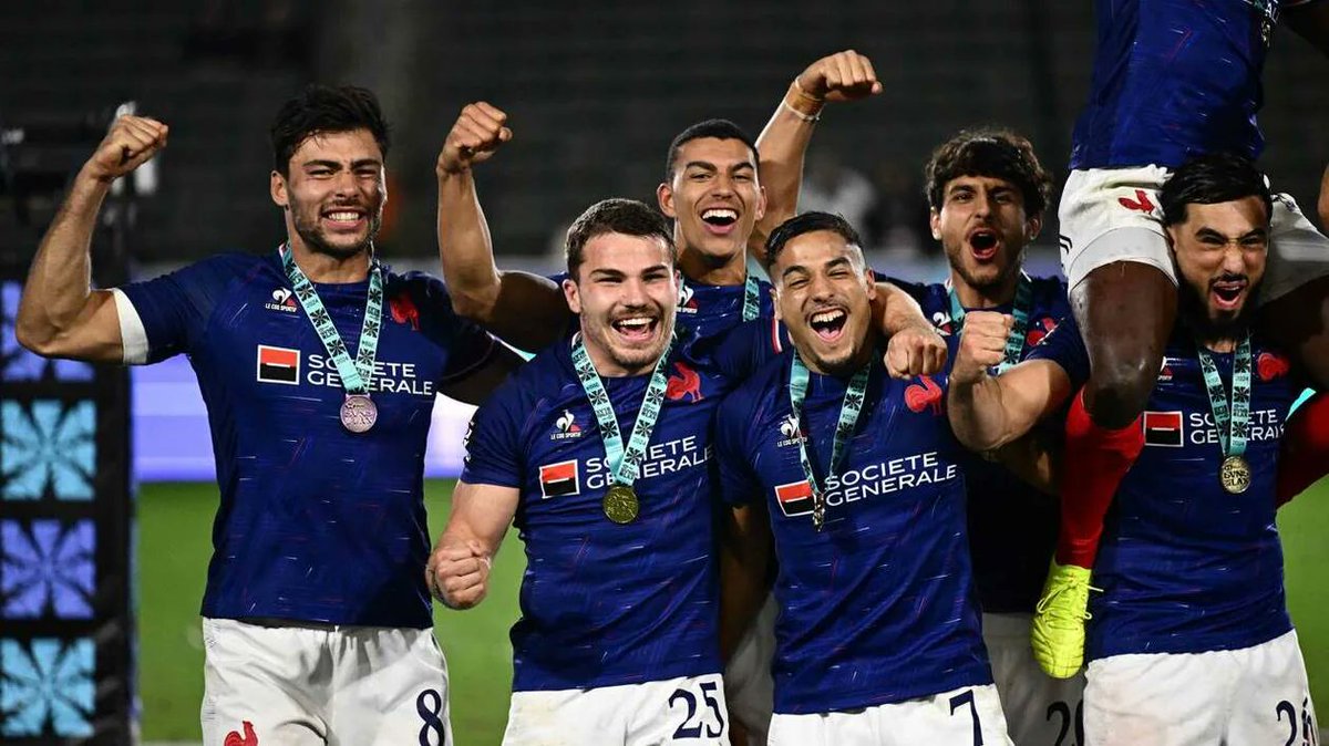 🥇🇫🇷 ALERTE - L’ÉQUIPE DE FRANCE DE RUGBY À 7 REMPORTE LA MÉDAILLE D’OR. 

LA PREMIÈRE POUR LA FRANCE ! #PARIS2024